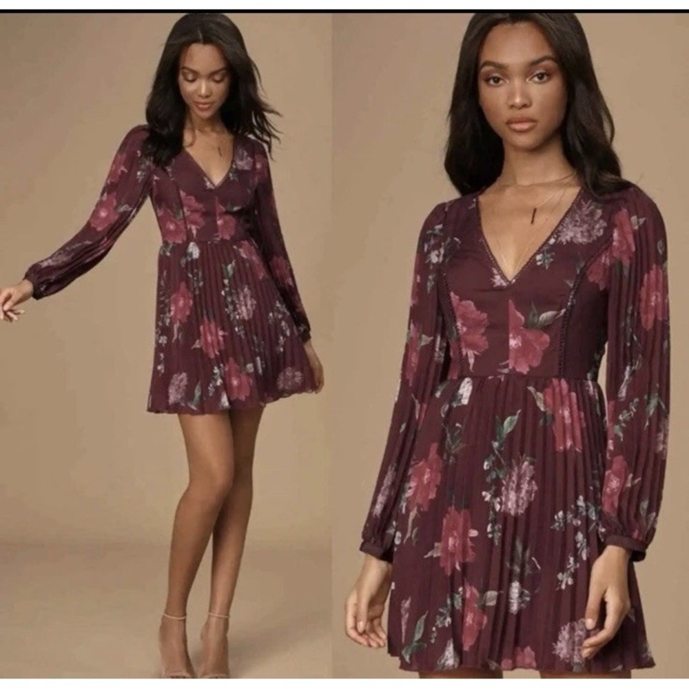 Lulu's | NWT! Win The Day Burgundy Floral Print Pleated Long Sleeve Dress‎ Sz XS